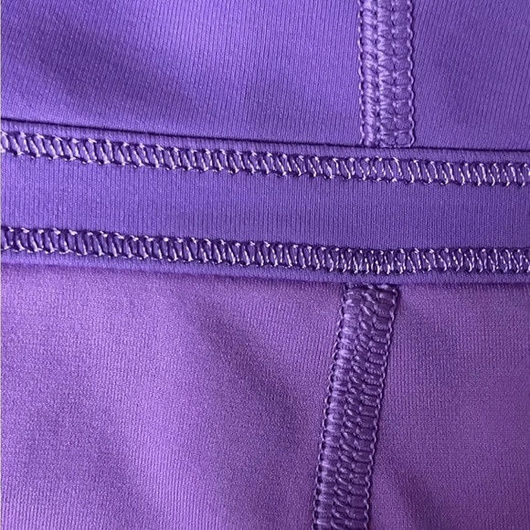 Lululemon Speed Tank Top Women’s 6 Purple Criss Cross Back Built-In Bra Athletic - Picture 8 of 9